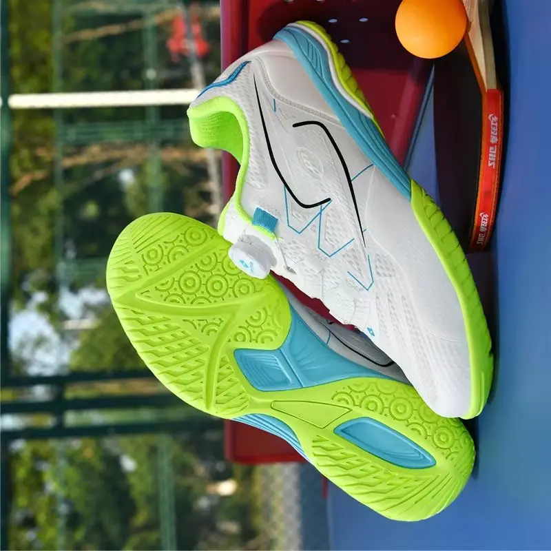 Zapatillas de tenis de mesa profesionales para hombre y mujer, calzado deportivo antideslizante para interiores, cómodas, gran oferta, 2025