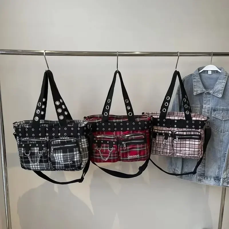 New PU CHAINS Zipper Sweet Shoulder Bags Hot Sale Plaid Locomotive Style Handbags Fashion Buckle Decorative Casual Women's Bags