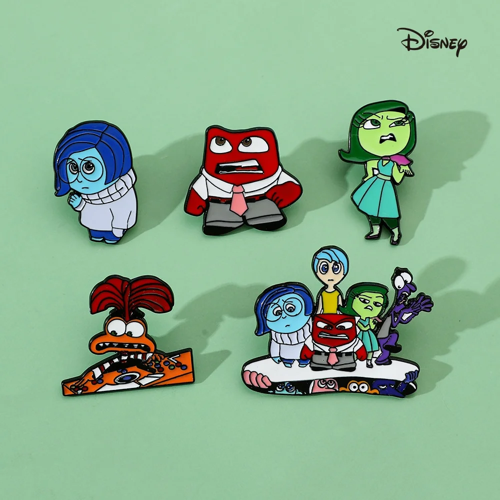 

Disney Inside Out Brooch Cartoon JAction Anime Figures Oy Fear Anger Disgust Riley Sadness Backpack Pins Cute Childrens Gifts