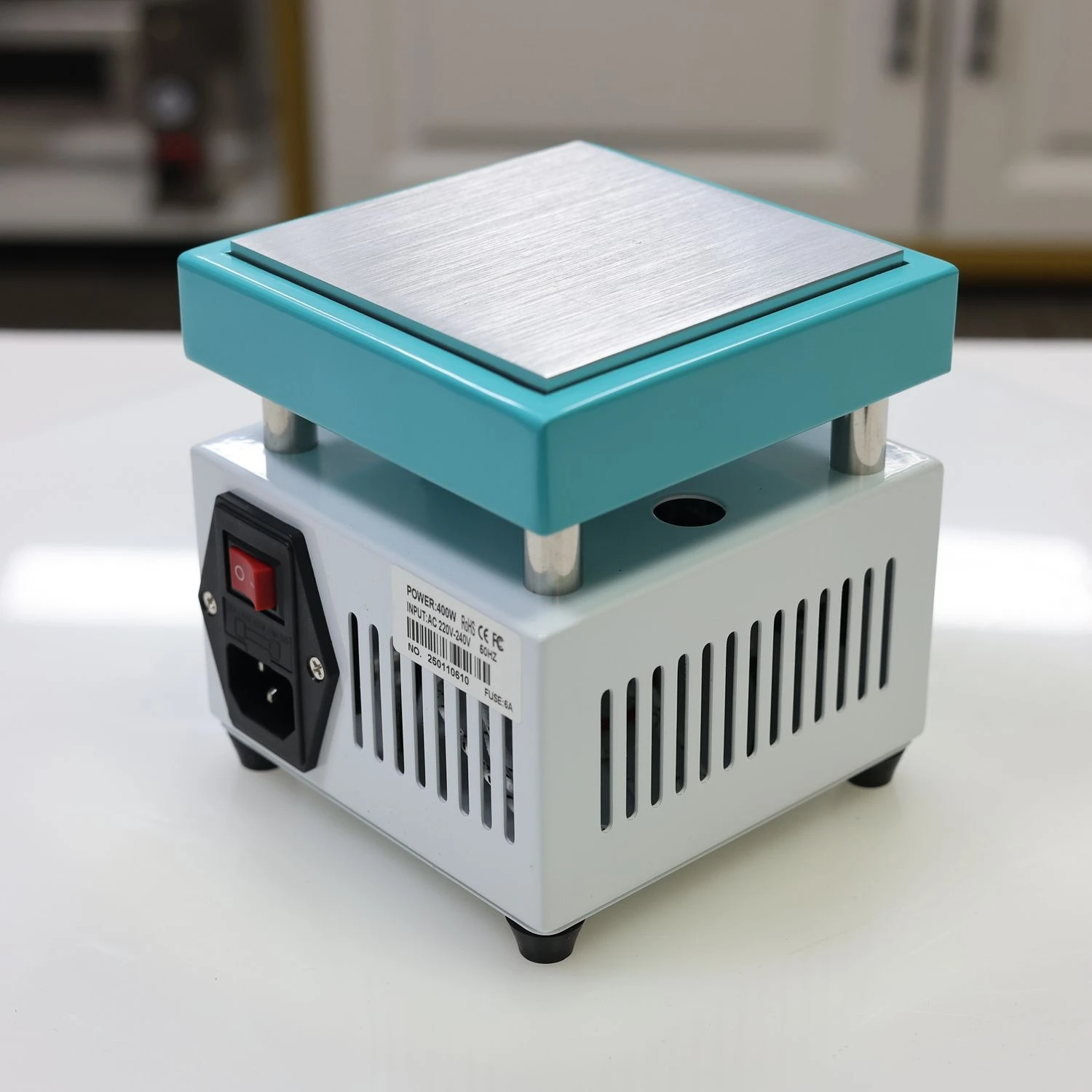 

UYUE 946-1010 LED Display Preheating Platform for Mobile Phone LCD Touch Screen Repair Tool BGA Hot Plate Preheating Station