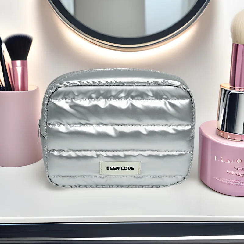 

Large Capacity Makeup Bag Waterproof with Zipper Portable Travel Toiletry Girls Makeup Organizer Bag Pouch for Skincare