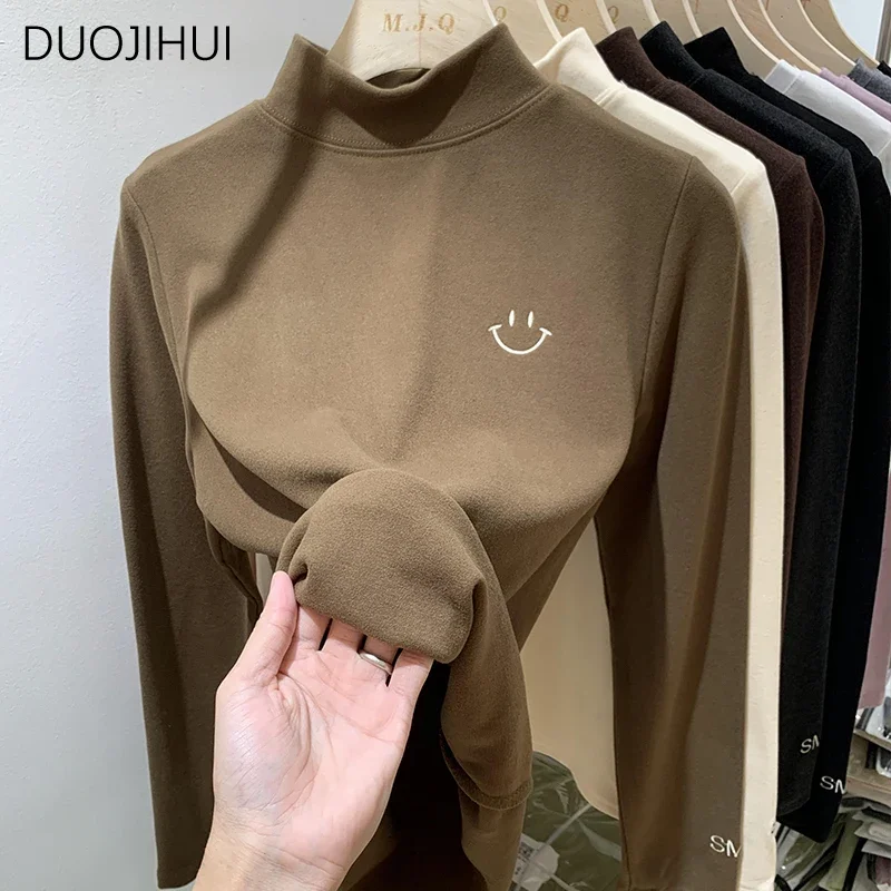 DUOJIHUI pullover wanita, pakaian kasual sederhana warna polos dasar pullover perempuan 4 warna aprikot klasik hangat lembut musim gugur