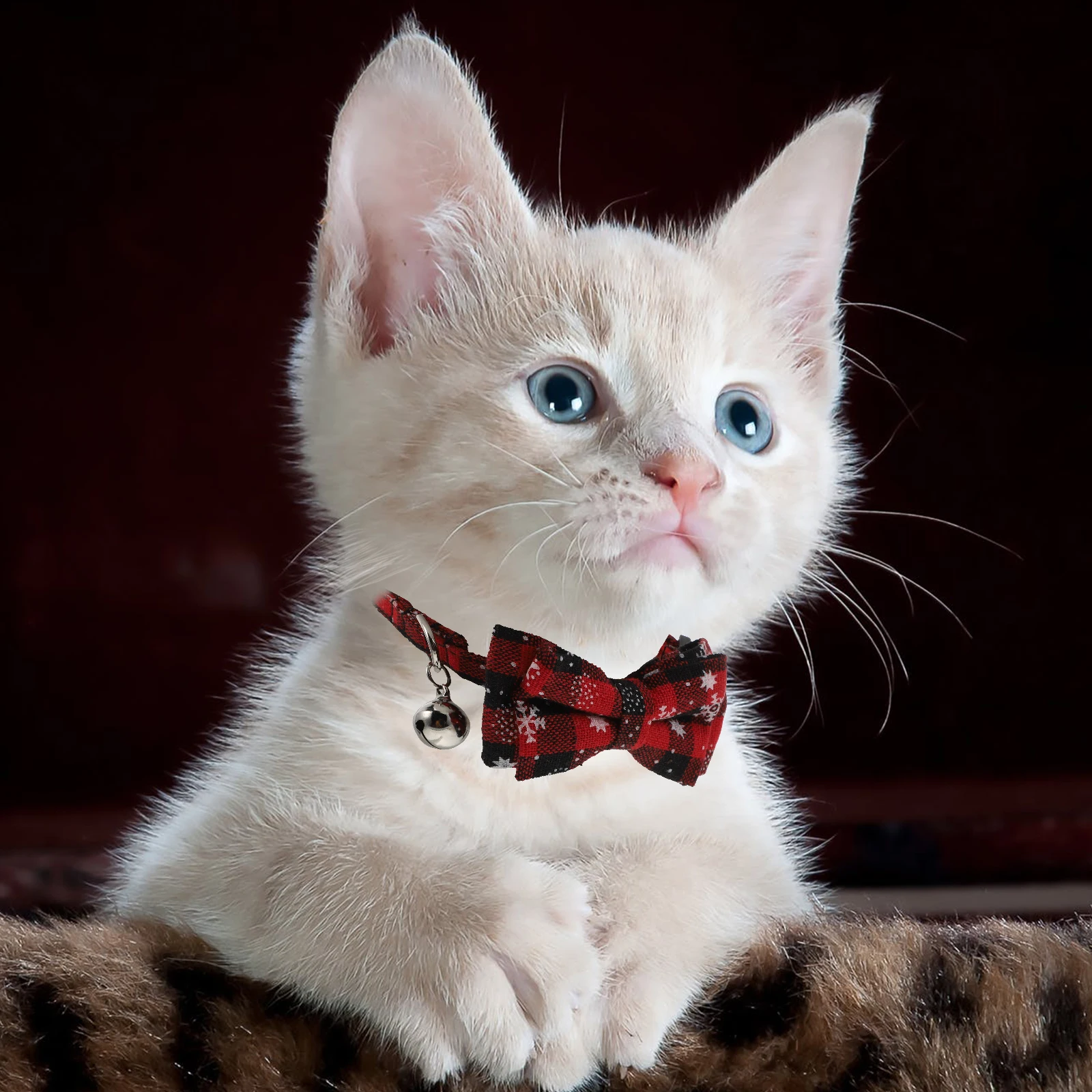 

Christmas Cat Collars Adjustable Lightweight Kitten Bowknot Decorative Neck Belts Pet Supplies Dog Accessories Holiday Gifts
