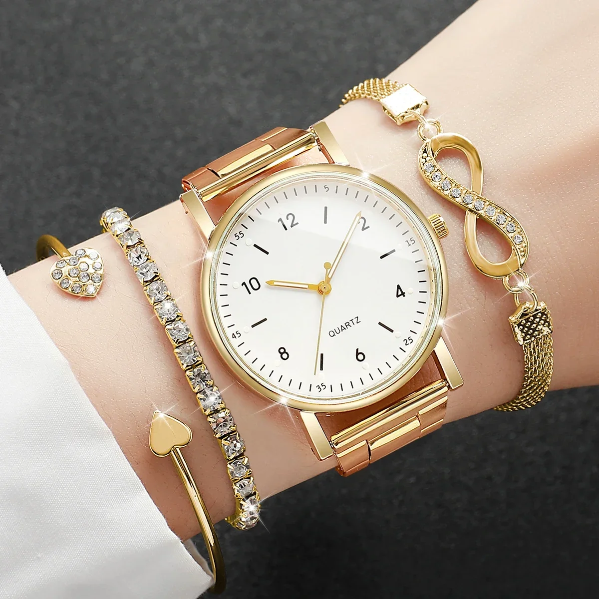 4PCS/Set Golden Simple Digital Disc Steel Belt Women's Watch Unlimited Diamond Set Bracelet Four Piece Set