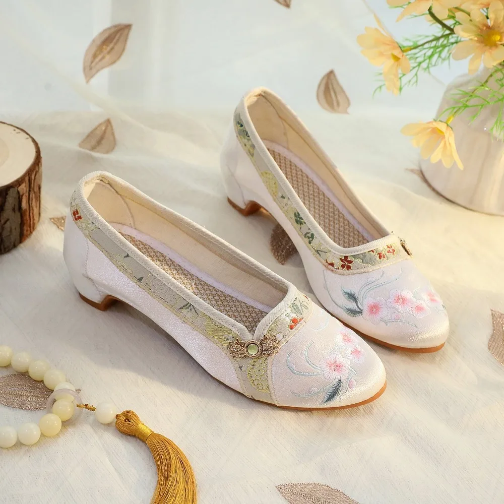 

Обувь для женщин с вышивкой в этническом стиле, традиционная старая пекинская уличная одежда для танцев, винтажный Cheongsam в китайском стиле Hanfu Qi Pao