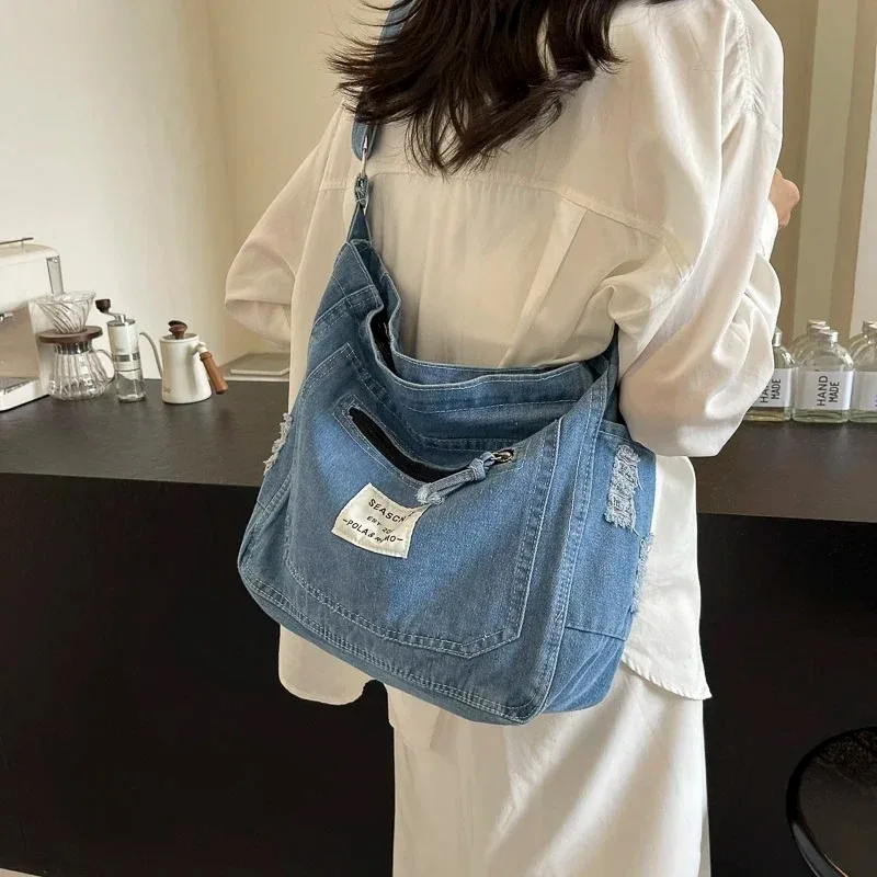 

Retro Minimalist Denim Bag 2024 New Super Cool Versatile Single Shoulder Women's Bag Large Capacity Commuting Crossbody Bag