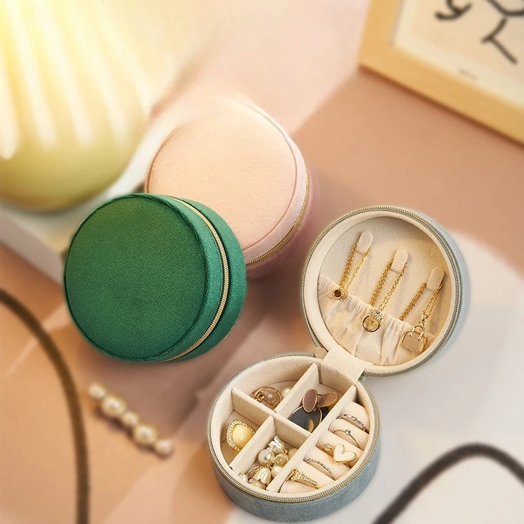 

Роскошный бархатный дорожный футляр для ювелирных изделий - портативный органайзер на молнии для ожерелья, серег и аксессуаров, идеально подходящий для путешествий и подарков