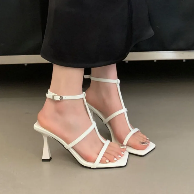 

2025 Summer New French High Heels for Women, British Style,One-strap,Square-toed,Thin-heeled Sandals for Women with Exposed Toes