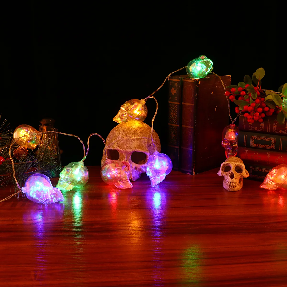 

1Pcs Halloween Skull Head LED Lamp String Transparent Hollow Design Decorative Lantern String Party Outdoor Garden Lights