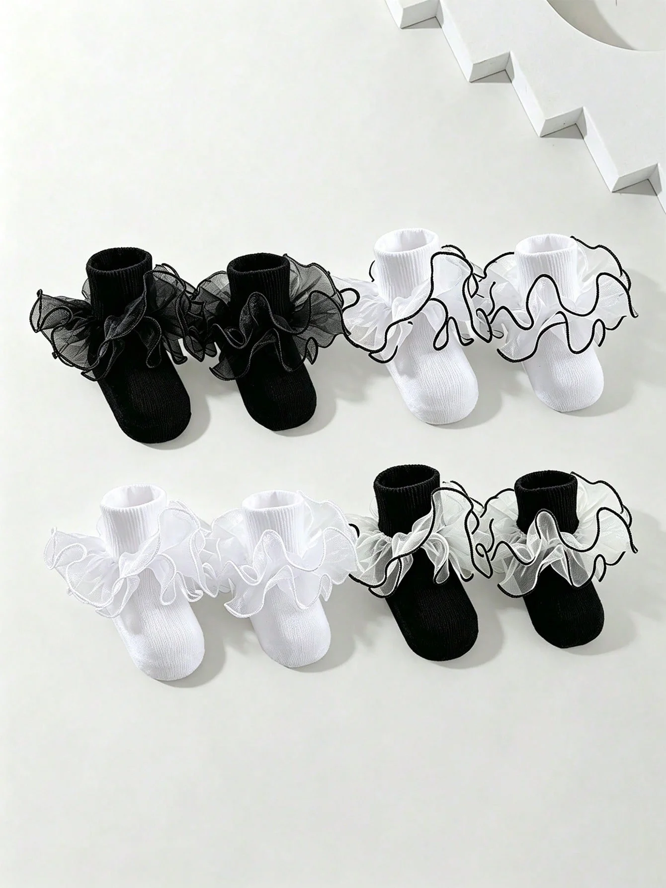 4 Pairs of Girl's Classic Black and White Ankle Socks with Transparent Lace Decoration for Children Aged 1-12Y to Wear to School