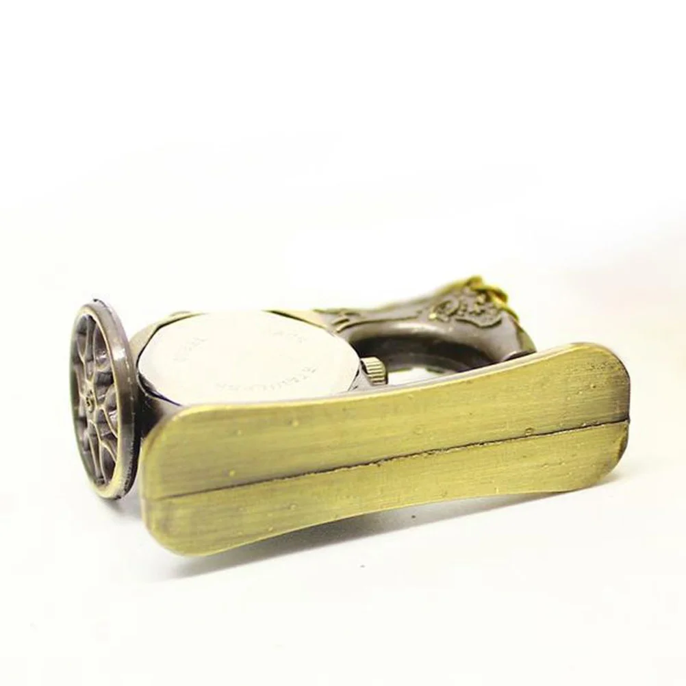 Metal Sewing Machine Pocket Watch 65x30mm Classic Design Birthday Wedding Gift for Families Friends Pocket Watch