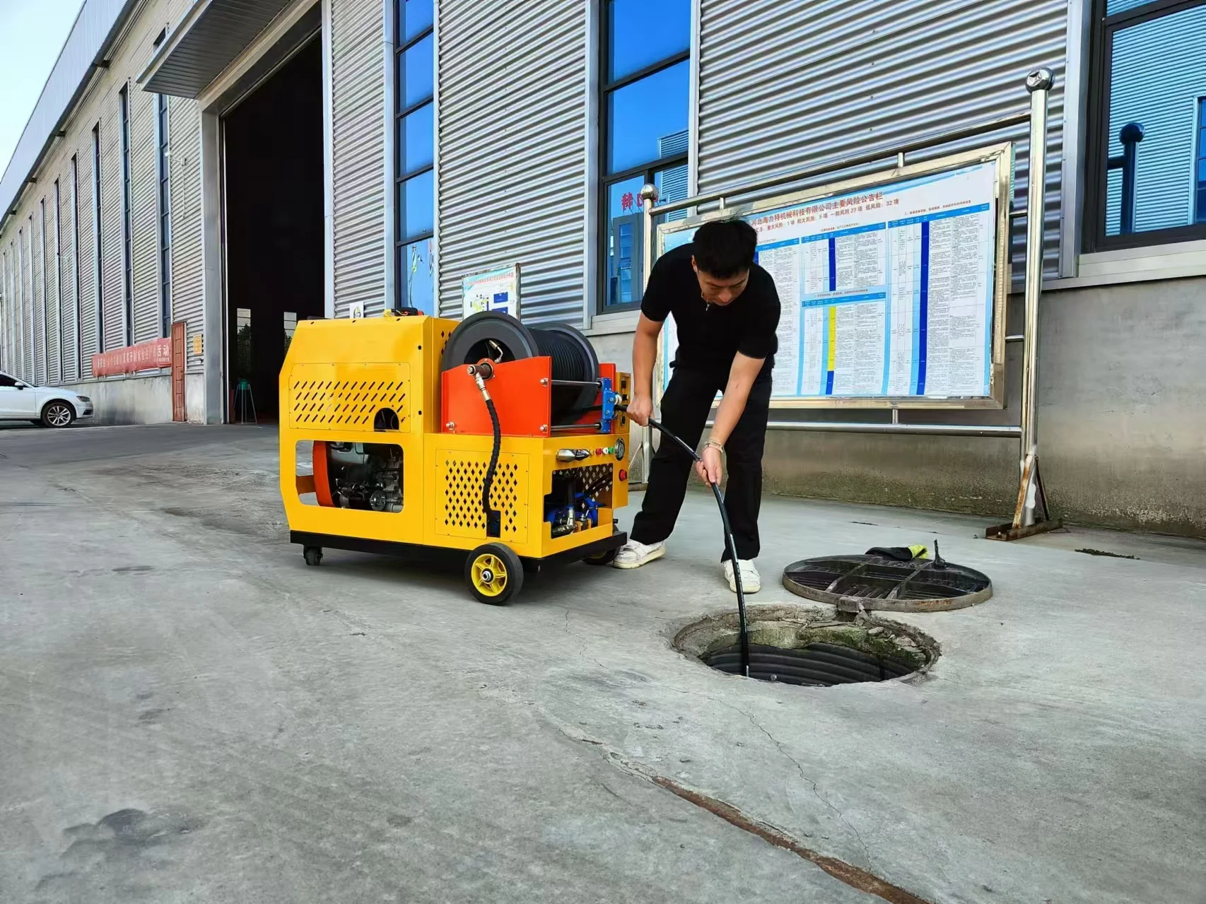 municipal machinery  drainage line cleaning machine inside and outside the house