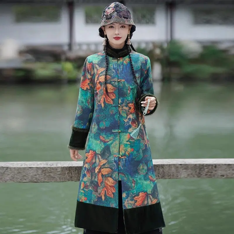 

2024 Winter Windbreaker Ethnic Style Chinese Retro Printed Velvet Spliced Mink Fur Thickened Long Cotton Clothes For Women A418