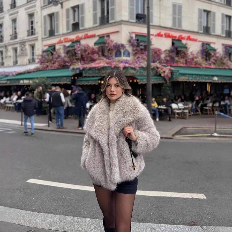 Women's Faux Fur Coat Autumn Winter Long Sleeve Ladies Turn Down Collar Fur Coat Buttons Casual Loose Bomber Jacket for Female