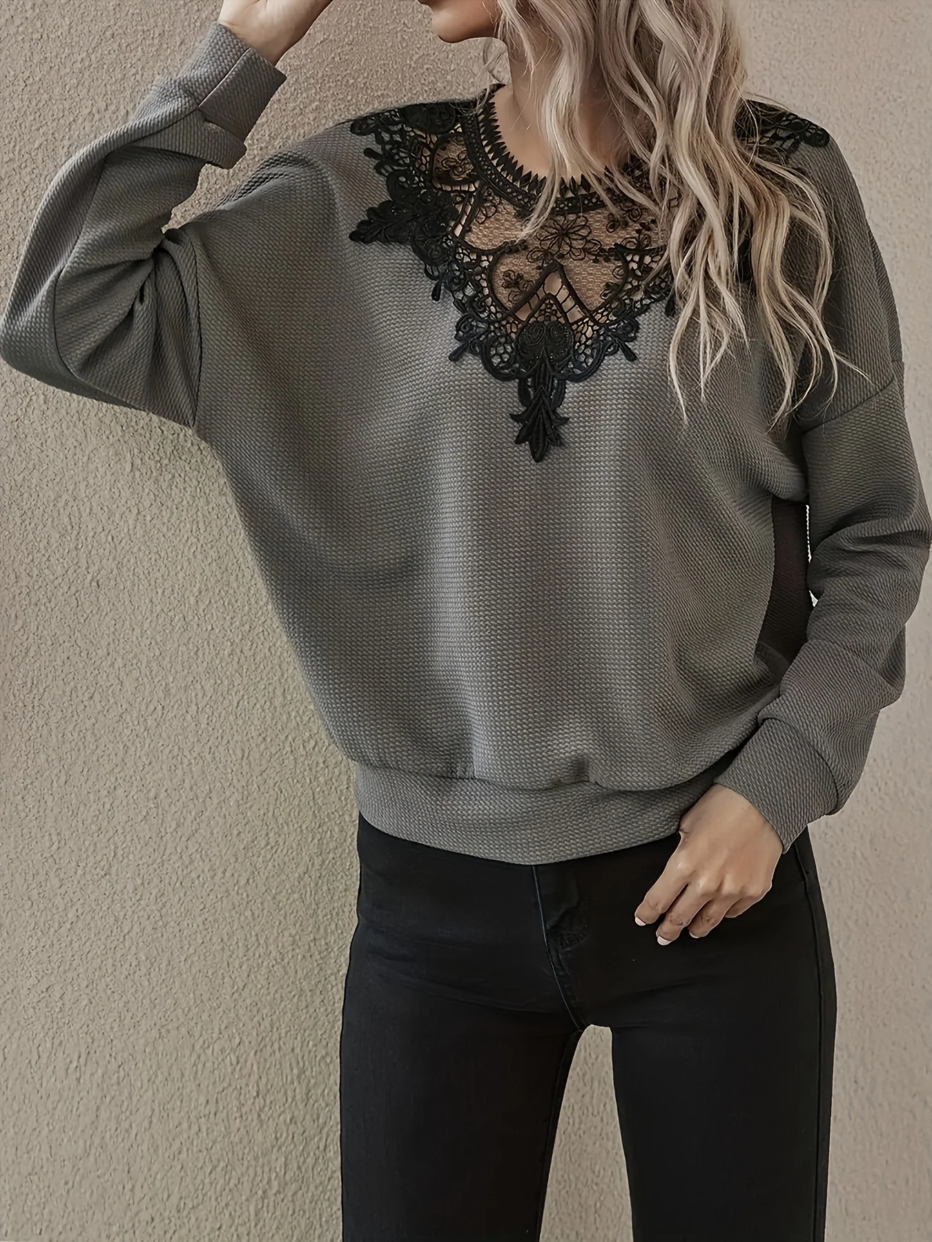 Women Fashion Gray Color Tee Shirts Casual O Neck Full Long Sleeve T-Shirts Ladies Chic Lace Knitted Tee Shirt