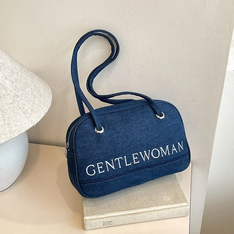 

Джинсовая сумка Boston 2025 — нишевый пригородной стиль, портативная/плечо/подмышки, модная, практичная и универсальная