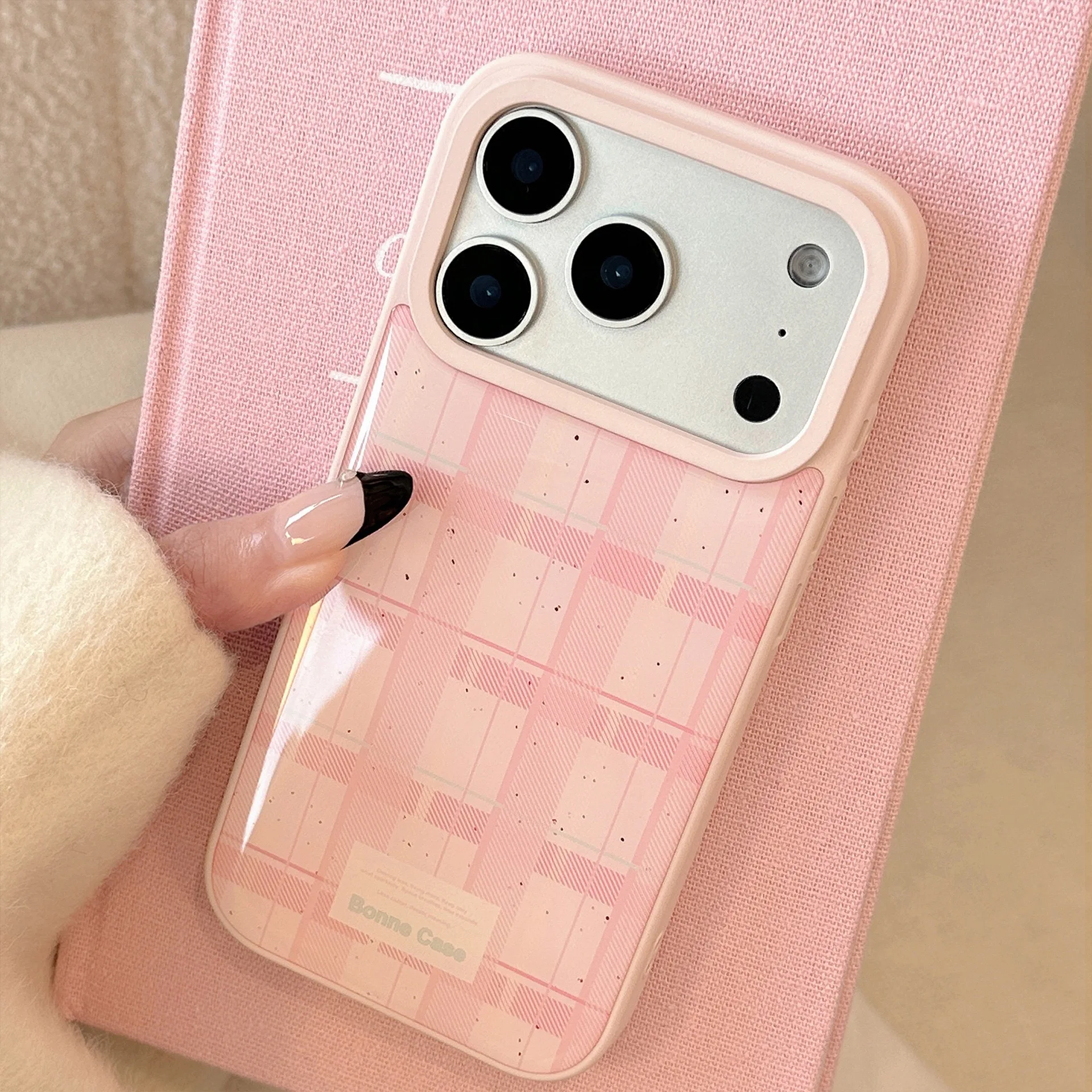

Ins Korean Pink Checkered Dropper Phone Case for IPhone 17 16 Pro 15 14 13 Pro Max Cover with Cute Stand Holder Cover