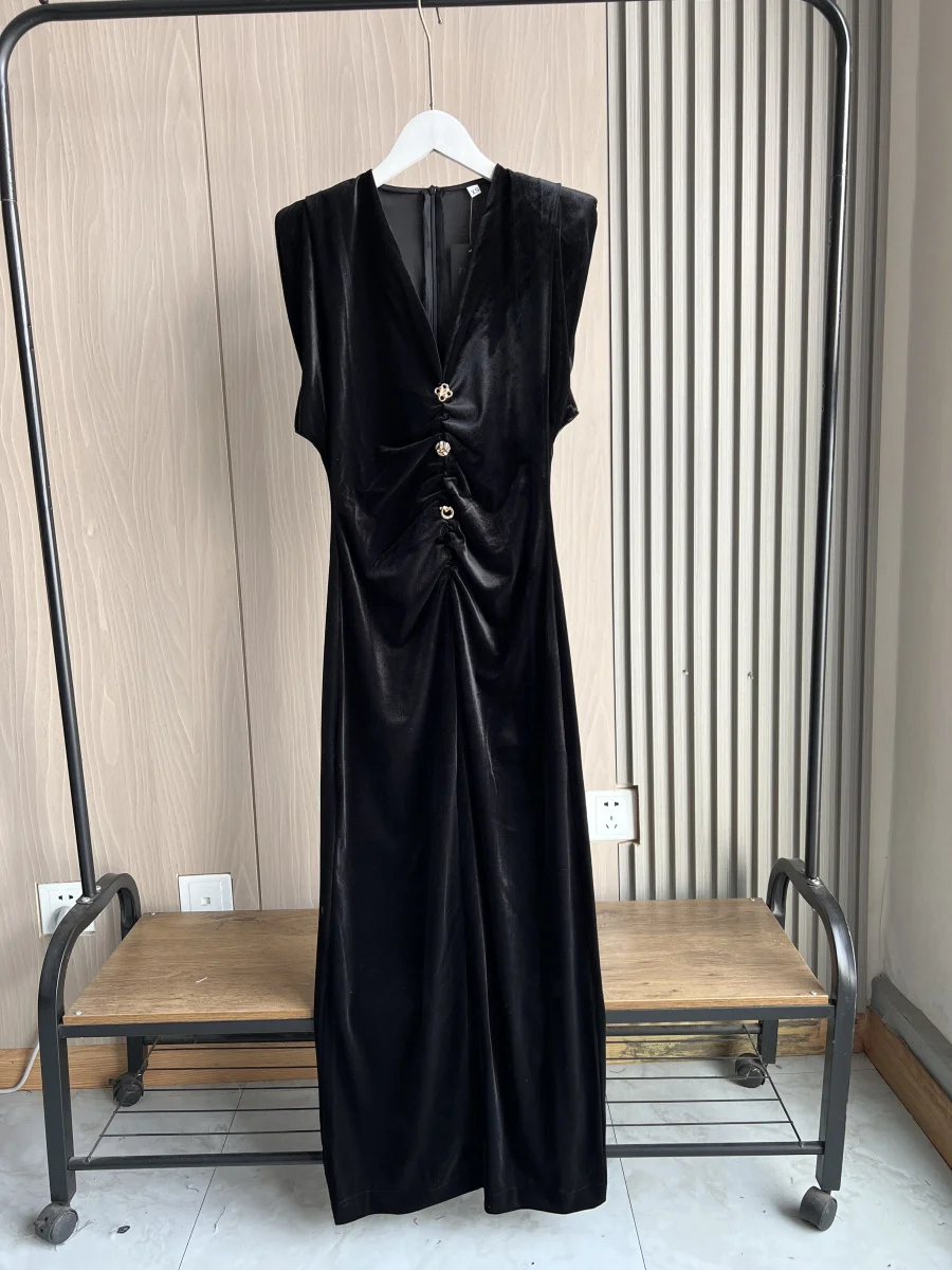 ETJ 2024 ฤดูใบไม้ร่วง/ฤดูหนาวใหม่ผู้หญิงZW Series Elegantแฟชั่นปุ่มกํามะหยี่Vคอไหล่Padชุด 9977185