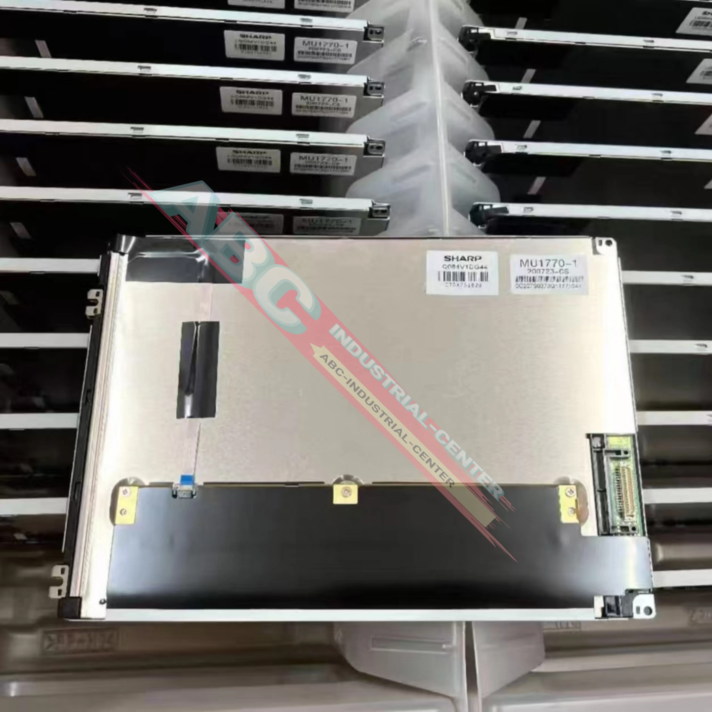 

LQ084V1DG44 brand new Liquid crystal display screen