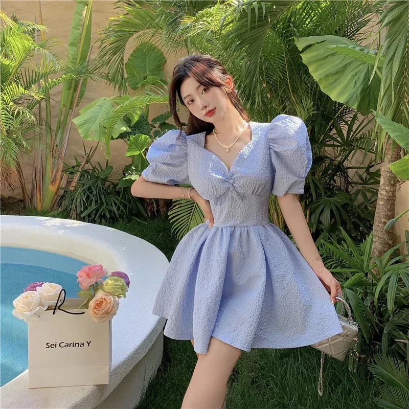 

Pure Desire Wind White French Retro Lantern Sleeve Dress for Women's Summer New Ins Jacquard V-neck Waist Short Skirt