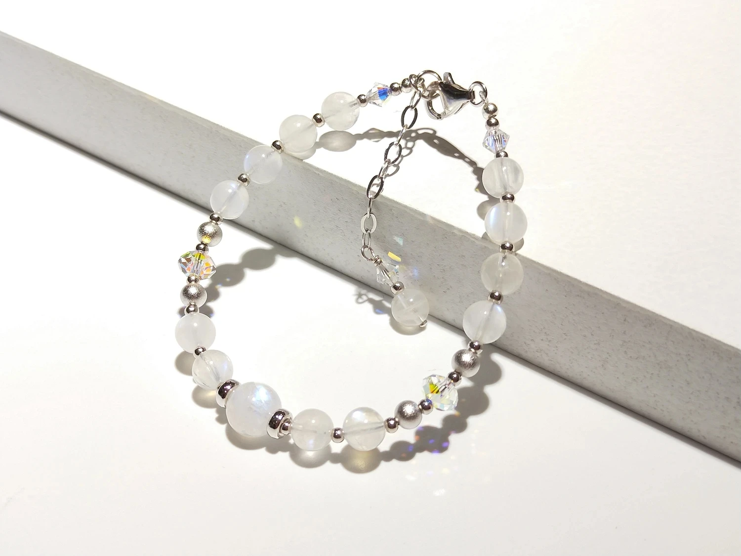 Lii Ji 3-6mm Moonstone Natural Stone Sparkling Bracelet 925 Sterling Siver Platinum Color Bracelet 17+3cm