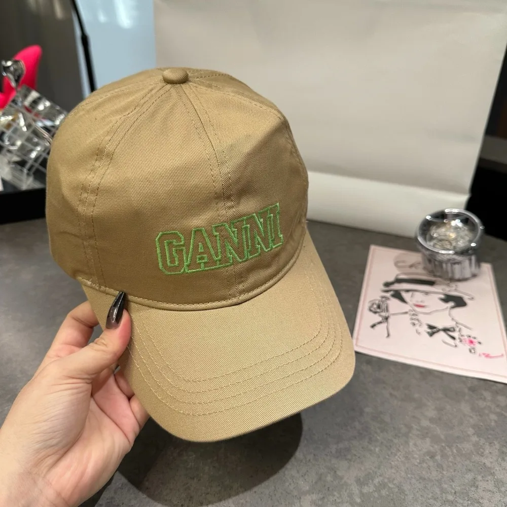 Embroidered Logo Baseball Cap Women Soft Cotton Adjustable Dad Hat Casual Outdoor Sun Hat Ladies Daily Streetwear Sports Visors