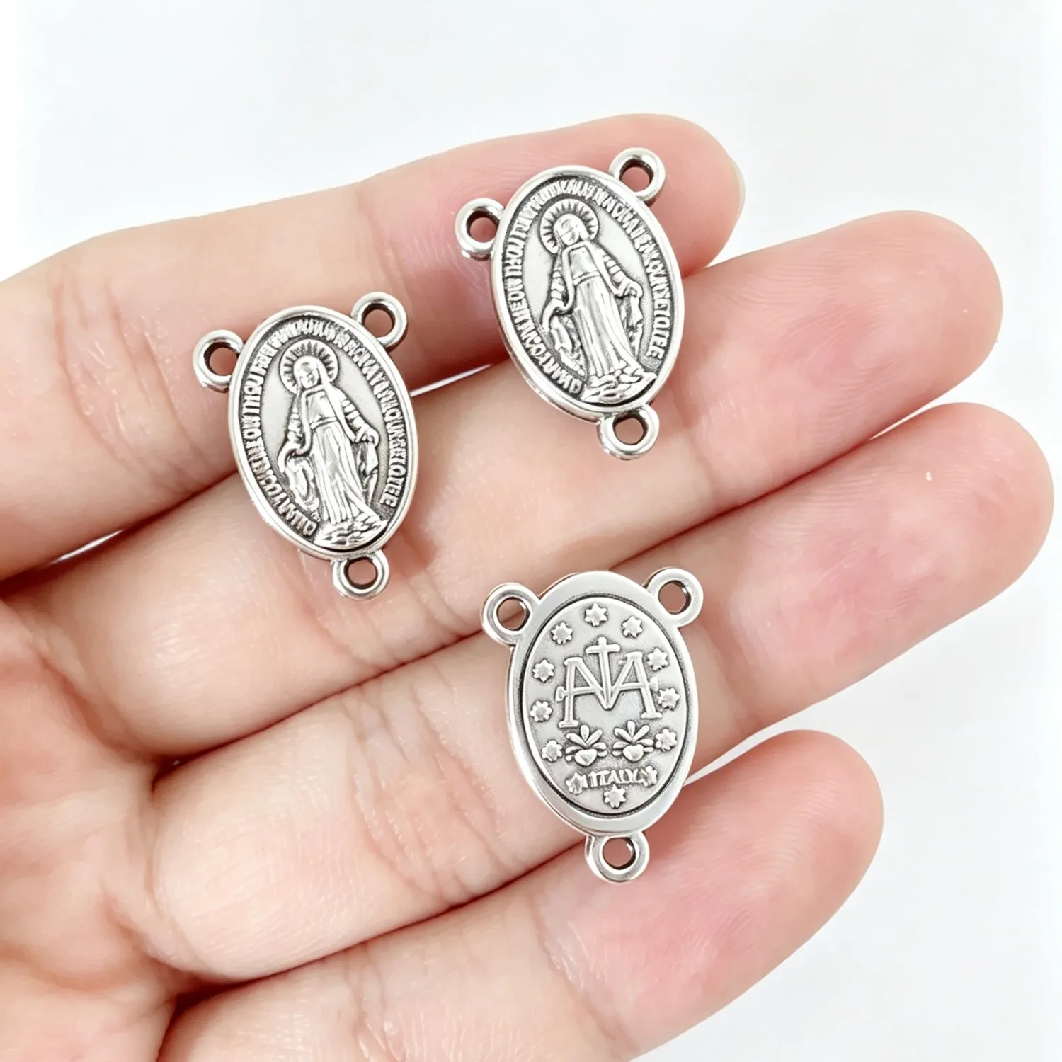 15Pcs 19.5×14mm Zinc Alloy Antique Silver Round Engraved Jesus Three-Hole Connector DIY Jewelry Accessories EF1456