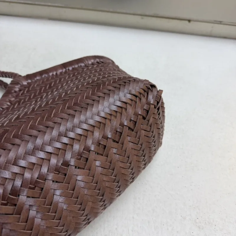 2026 Spring/Summer New Genuine Leather Hand-Woven Shoulder Bag Large Capacity Vintage Tote Purse Casual Shopping Beach Bag view 5