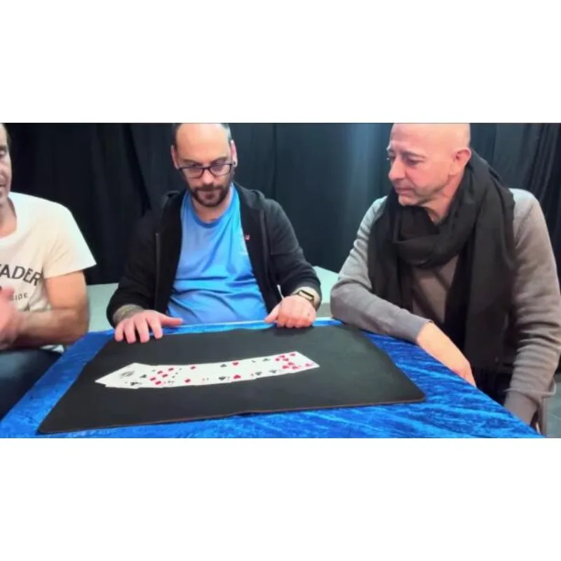 Oil and Water 2.0 By Marc Céliandre Close Up Magic Tricks Gimmicks Poker Deck Magic Props Magician Professional Illusions Magia view 4