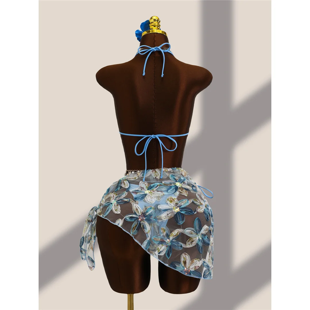Mit Sarong-Blumenmuster, Neckholder-Bikini, Damen-Badeanzug, dreiteiliges Bikini-Set, Badebekleidung, Badeanzug, Modell V8321. – Detail 11