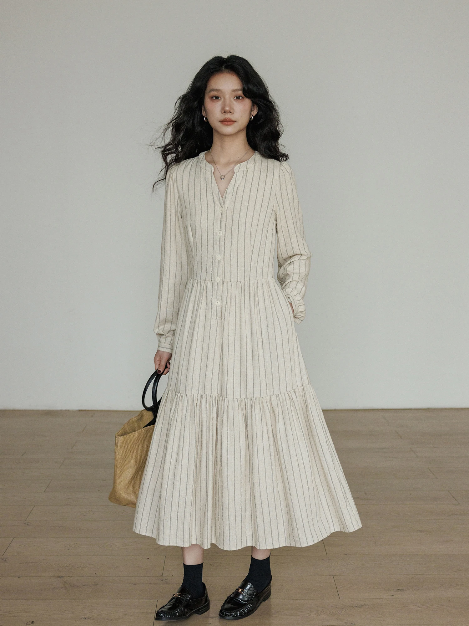 

Весенняя женская льняная юбка с V-образным вырезом, в полоску, с эффектом похудения, с длинным рукавом, повседневная, с эластичной талией, А-силуэт, Ci Co...