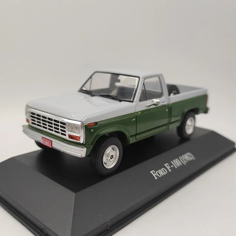 

Diecast IXO 1:43 Scale Ford F-100 1982 Alloy Car Model Collectible Toy Gift Souvenir Display Ornament