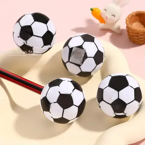 1Pcs 어린이를위한 단일 구멍 미니 축구 연필 깎이 크리 에이 티브 트렌드 축구 모양 숫돌 실용적인 사무실 학교 용품 Best5