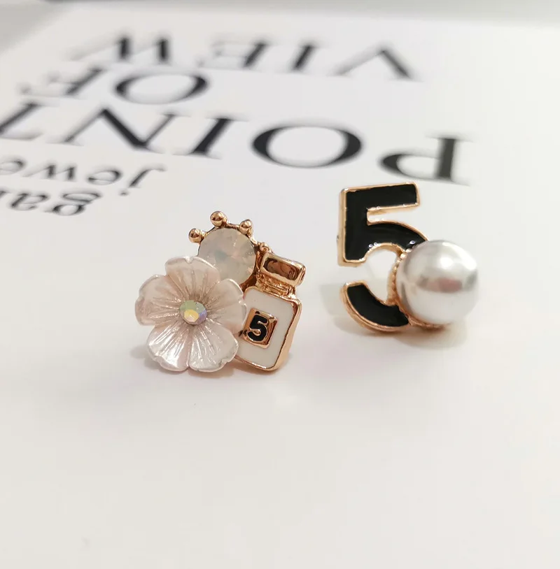 New Luxury Asymmetric Camellia Pearl Digital Earrings Top Korean Popualr Ear Accessories Jewelry Handmade Earrings Proposal Gift