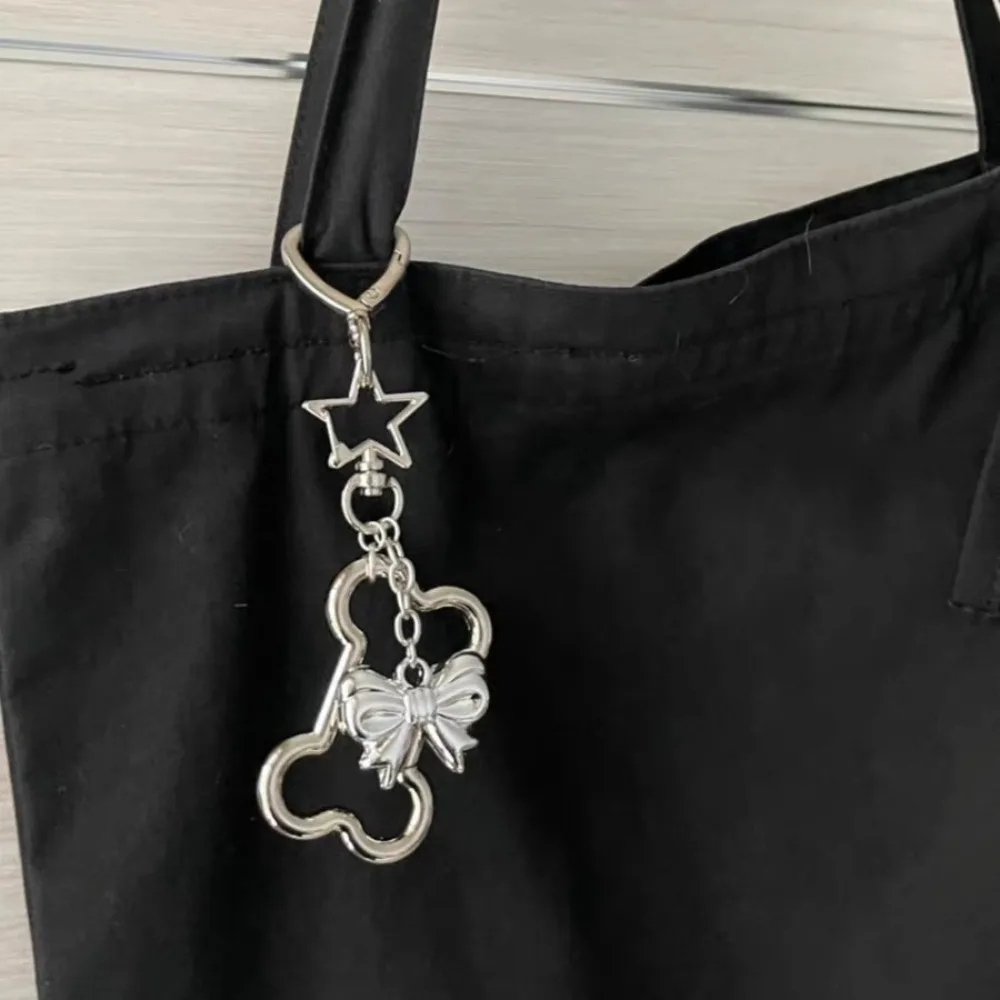 جديد فاسق لطيف العظام المفاتيح قلادة كول المفاتيح العظام حقيبة قلادة العظام القوطي حقيبة الملحقات