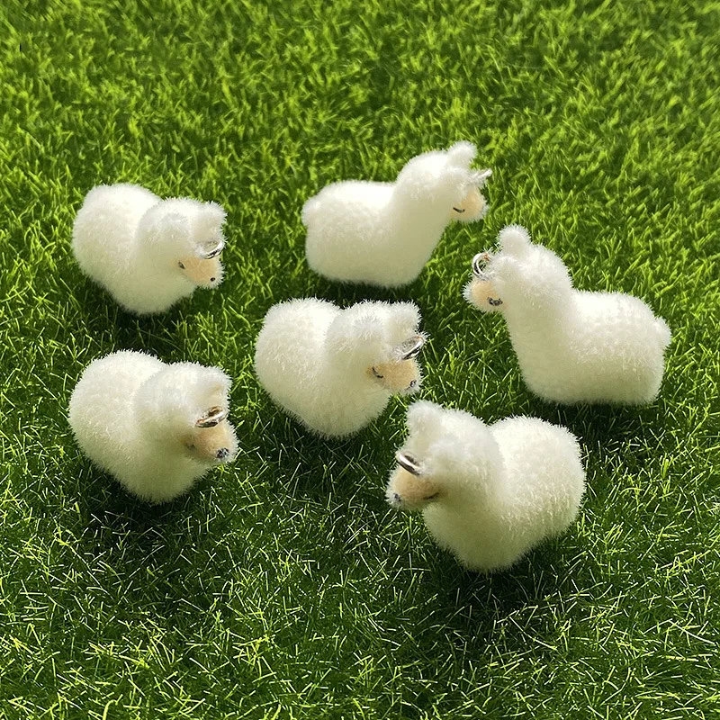 30Pcs 3D Kawaii Flocked White Alpaca Animal Resin Charms Cartoon Plush Pendant For Bag Keychain Earrings DIY Crafts Jewelry Make