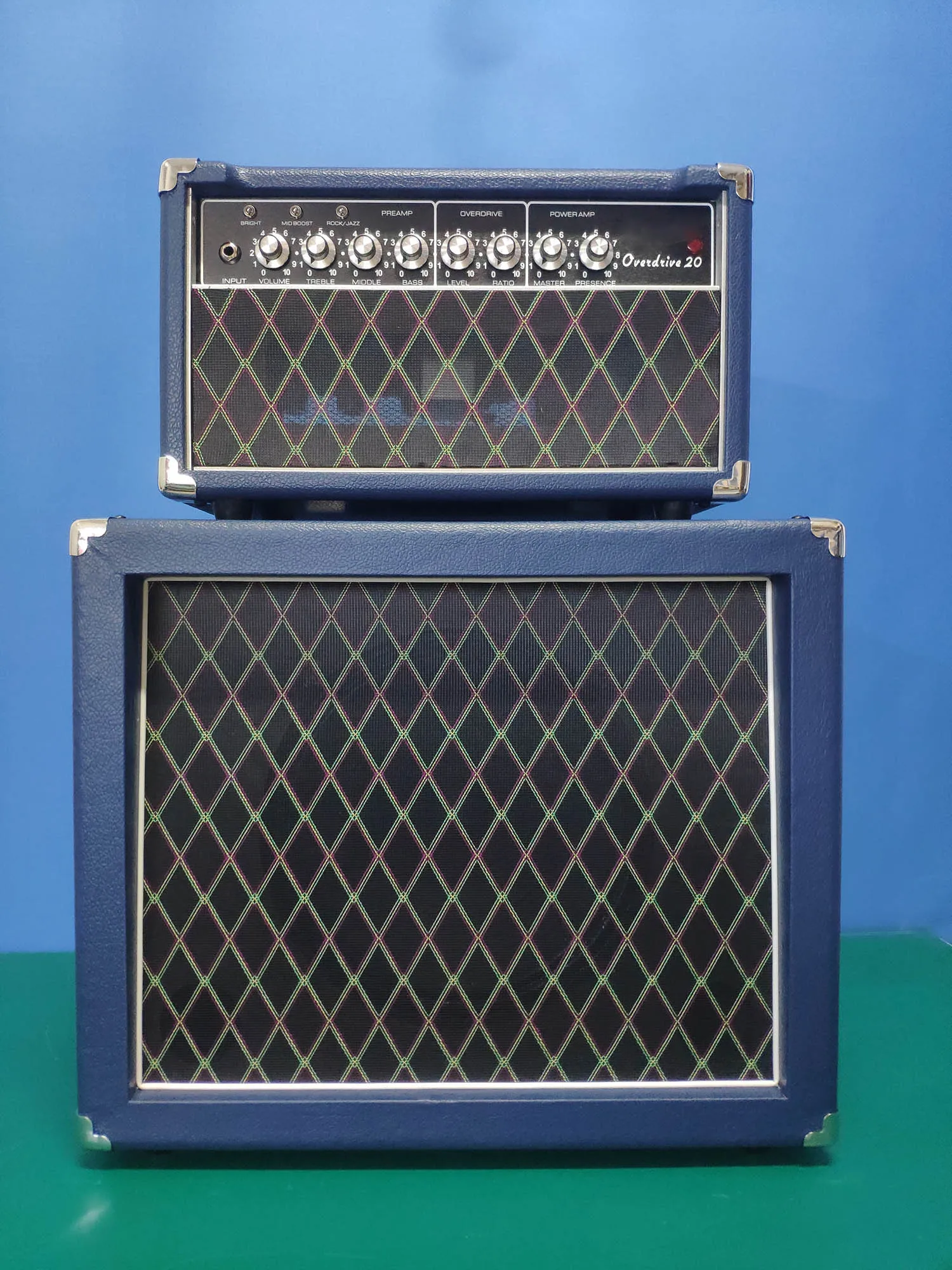 Custom Overdrive Amp with 112 Cabinet V30 Speaker in Blue Brown Tolex