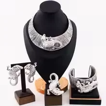 juego-de-joyeria-de-lujo-para-mujer-chapado-en-oro-italiano-aretes-collar-pulsera-y-anillos-para-bodas-y-fiestas