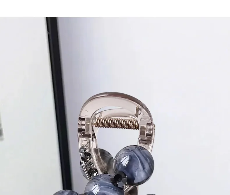 1 Stück elegante Farbverlaufs-Strass-Perlen-Halteclip, mittelgroße Hai-Clip-Haarnadel, neue Hinterkopf-Hochsteckfrisur, halbe Krawatte – Detail 3
