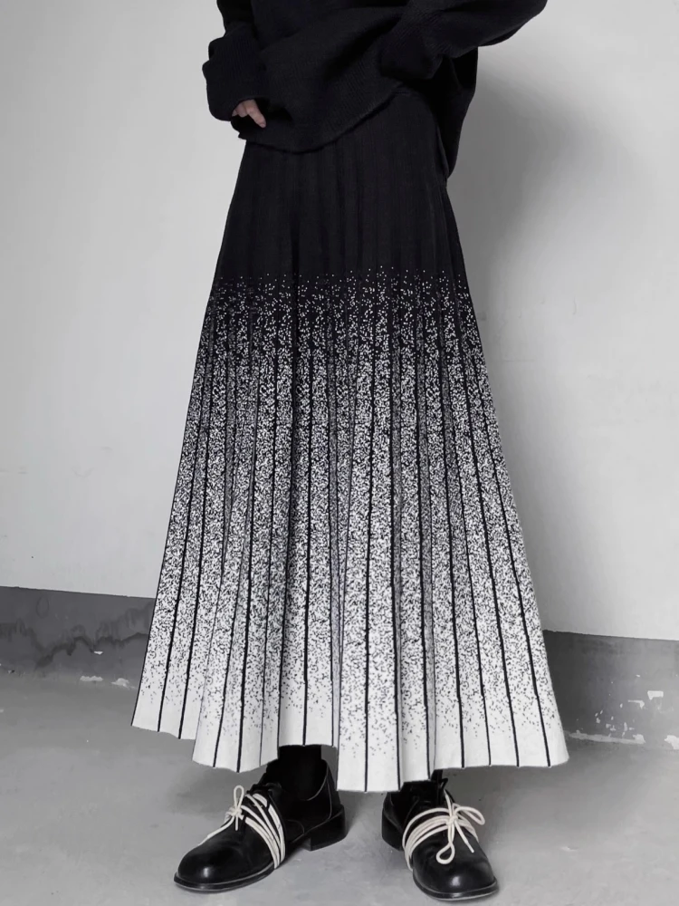 

Gradiend Color Autumn Winter Wrinkled Pleated Skirt Women Maxi Goth Lolita High Waisted A-Line Knitted Skirts Long falda plisada