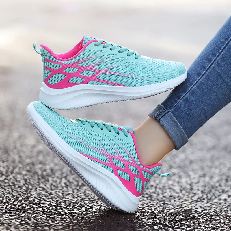 Women's Four Seasons Sports Running Shoes Women Breathable Board Shoes Fashion Mesh Outdoor High Quality Classic Sneakers 35-40