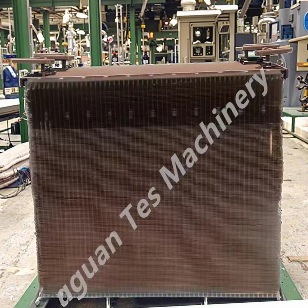 Long Service Life Cool Fan Manufacturing Core Tube Heat Exchanger Custom Aluminum Radiator Panel in Engine Red Copper Brass