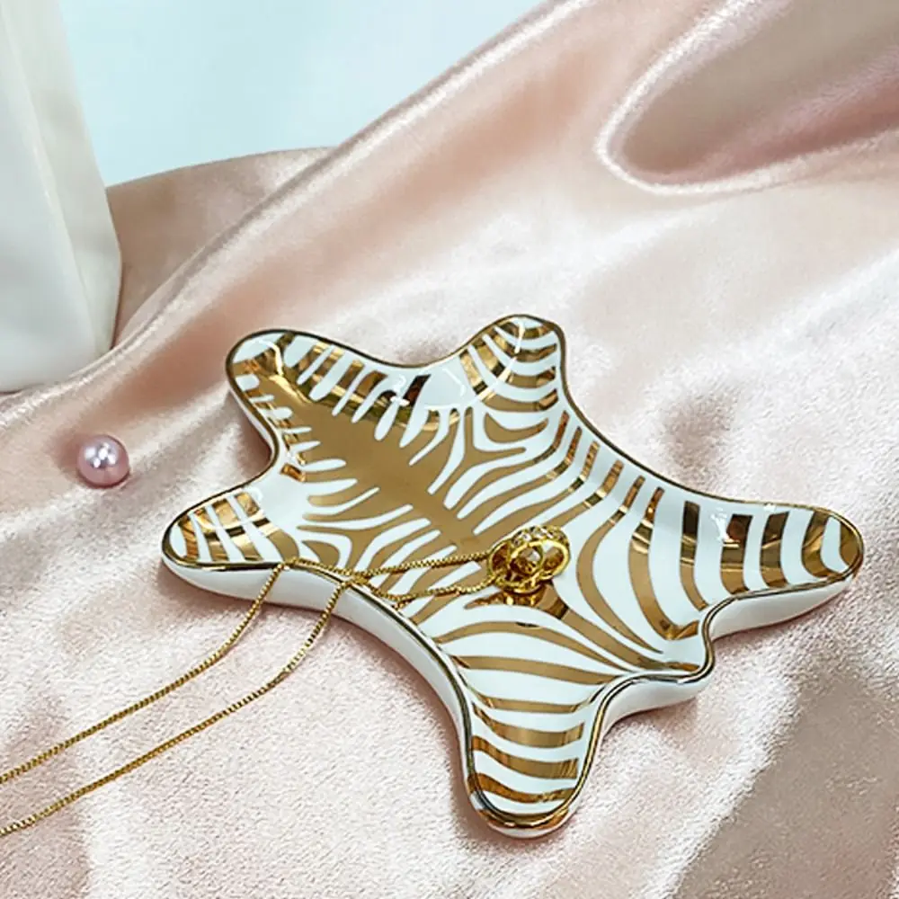 Nampan Perhiasan Keramik Gaya Ins Portabel Kreatif Nampan Penyimpanan Kamar Mandi Multi-Fungsi Piring Penyimpanan Sederhana untuk Makanan