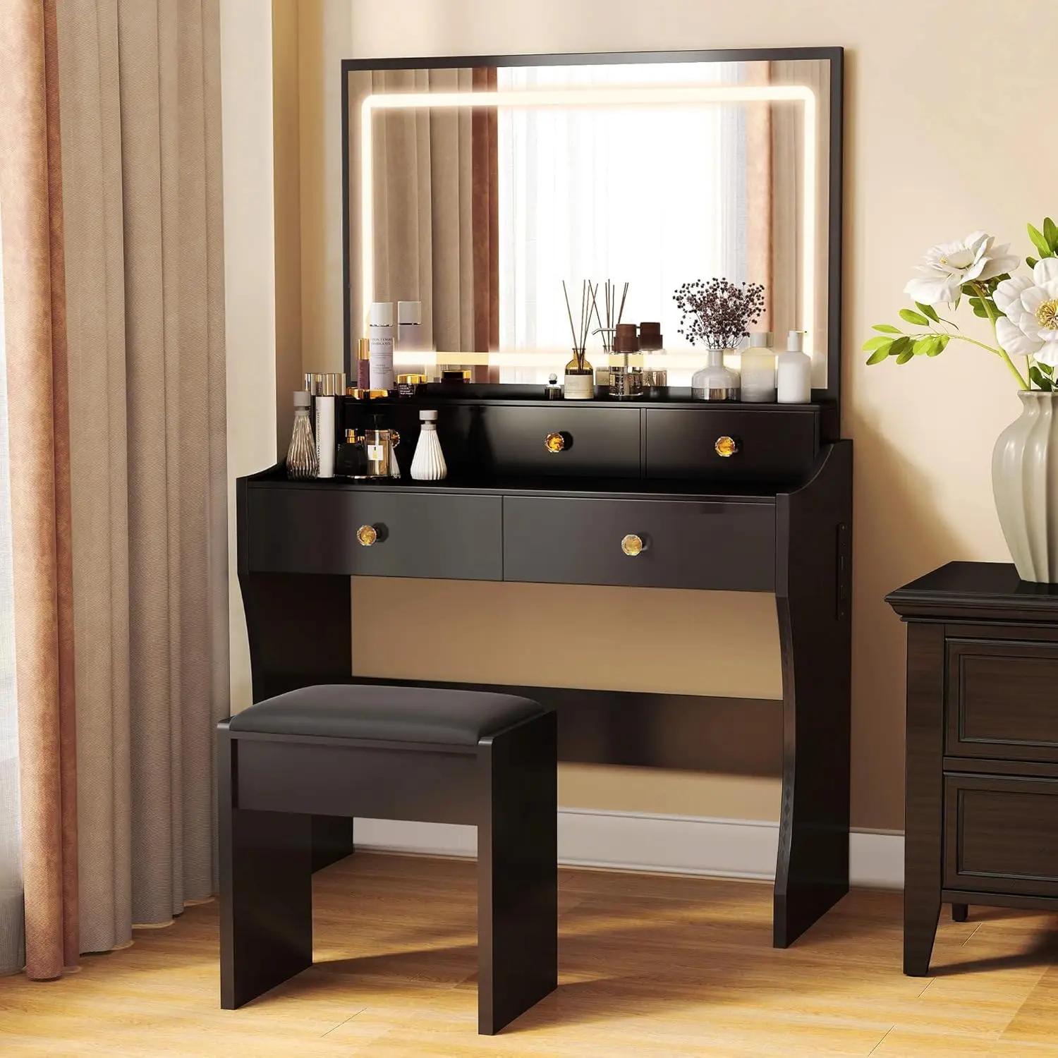 

Makeup Vanity Desk with Mirror and Lights, Vanity Table and Chair Set 5 Drawers and Charging Station, Bedroom Dresser LED Mirror