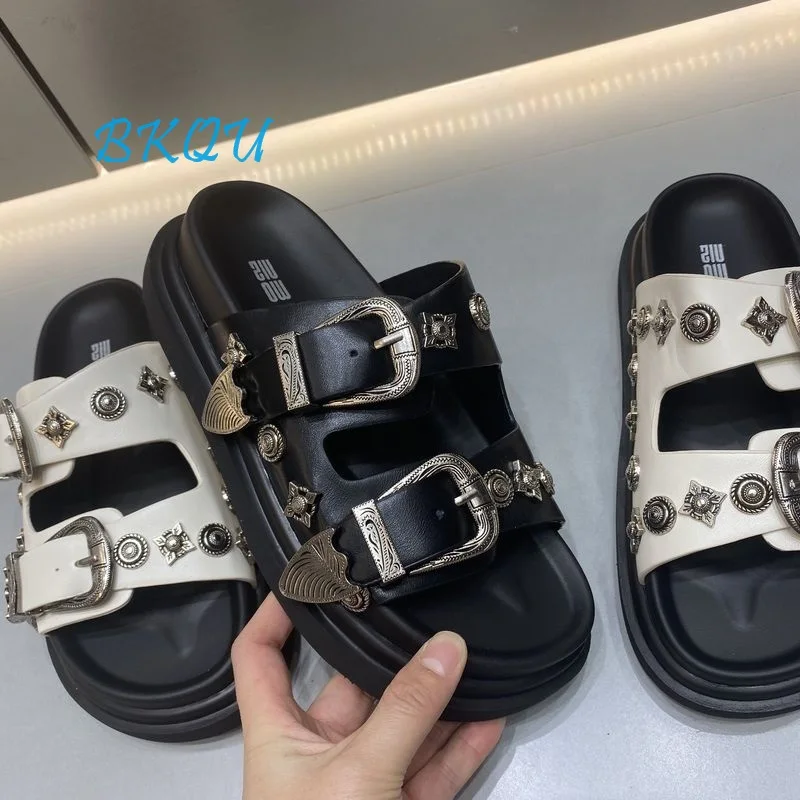 

BKQU Brand 2024 Summer New Trend Sponge Slippers Heavy Metal Gothic Pump Belt Buckle Rubber