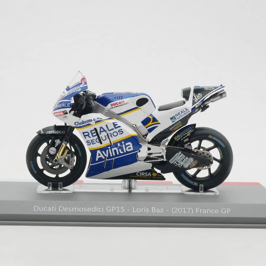 Diecast Ixo 1:18 Scale Moto GP 2017 Ducati Desmosedici GP15 Alloy Car Model view 2