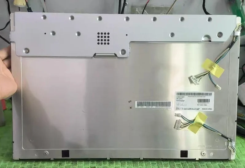 Original LM201W01-SLA1 20.1-inch industrial screen, tested in stock LM201W01-SLA3 LM201W01-SLC1 LM201W01-SLC2