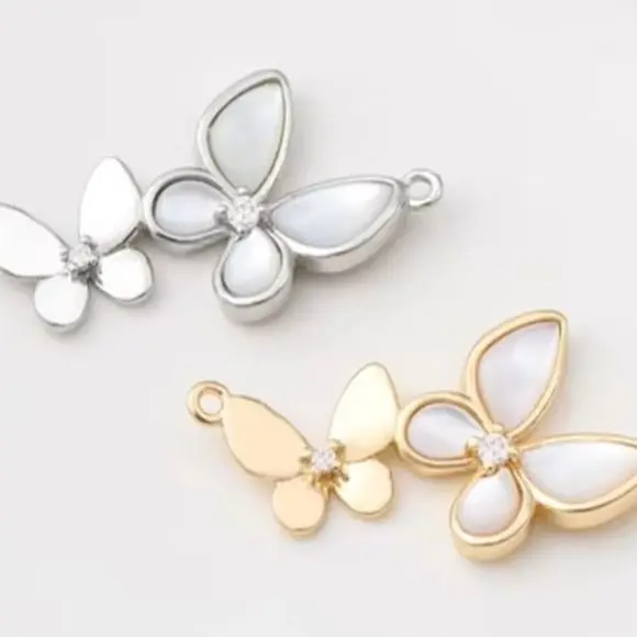 

Натуральная белая бабочка, инкрустированная устрицей, 14-каратное золото, двойная подвеска-бабочка, жемчужное ожерелье, ювелирные изделия «сделай сам», подвески, аксессуар