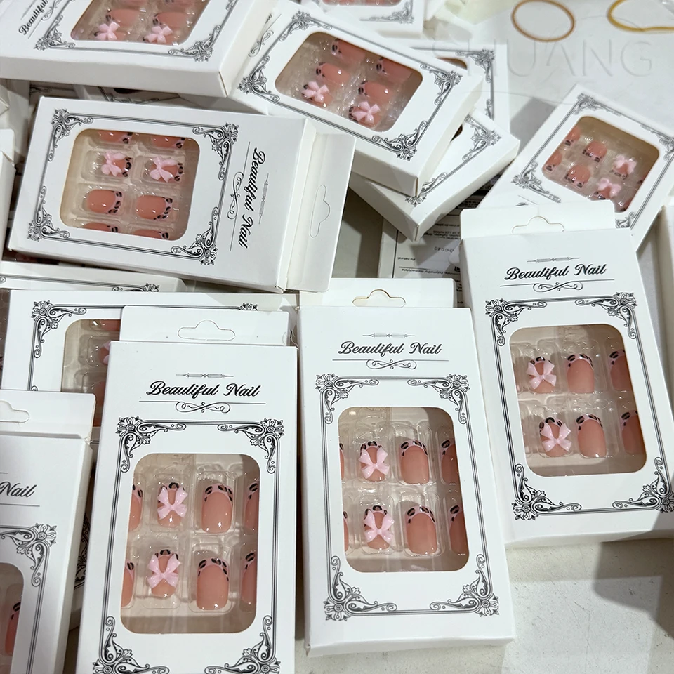 24Pcs Uñas Postizas Cortas Cuadradas Francesas Leopardo con Moño 3D Rosa Otoño Invierno Estampado de Leopardo# 3