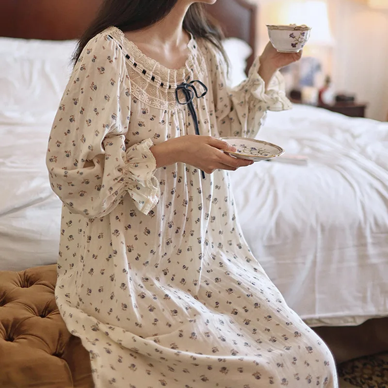 Women Sweet Printed Full Sleeves Nightdress Vintage Lace Round Neck Long Nightgowns Loose Design 100% Cotton Nightie Sleepwear